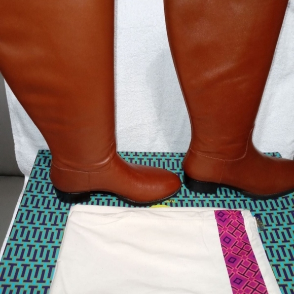 Tory Burch boots - Picture 3 of 5